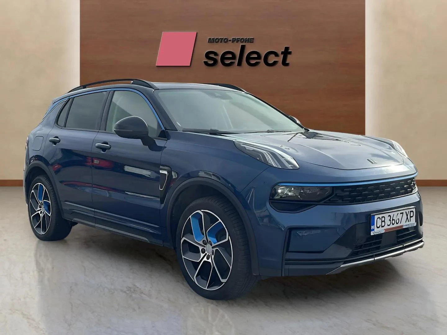 LynkCo 01 1.5 PHEV - изображение 3