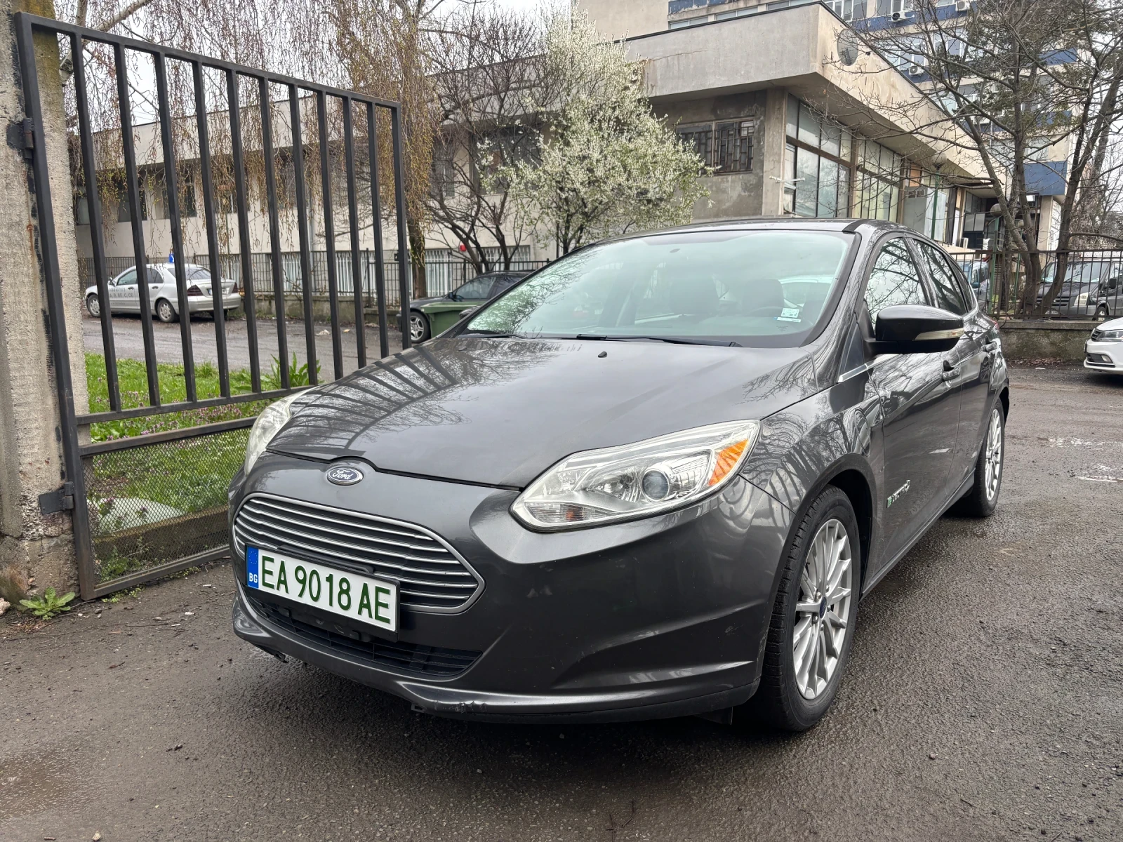 Ford Focus Electric 2 броя, снимка 12 - Автомобили и джипове - 53774885