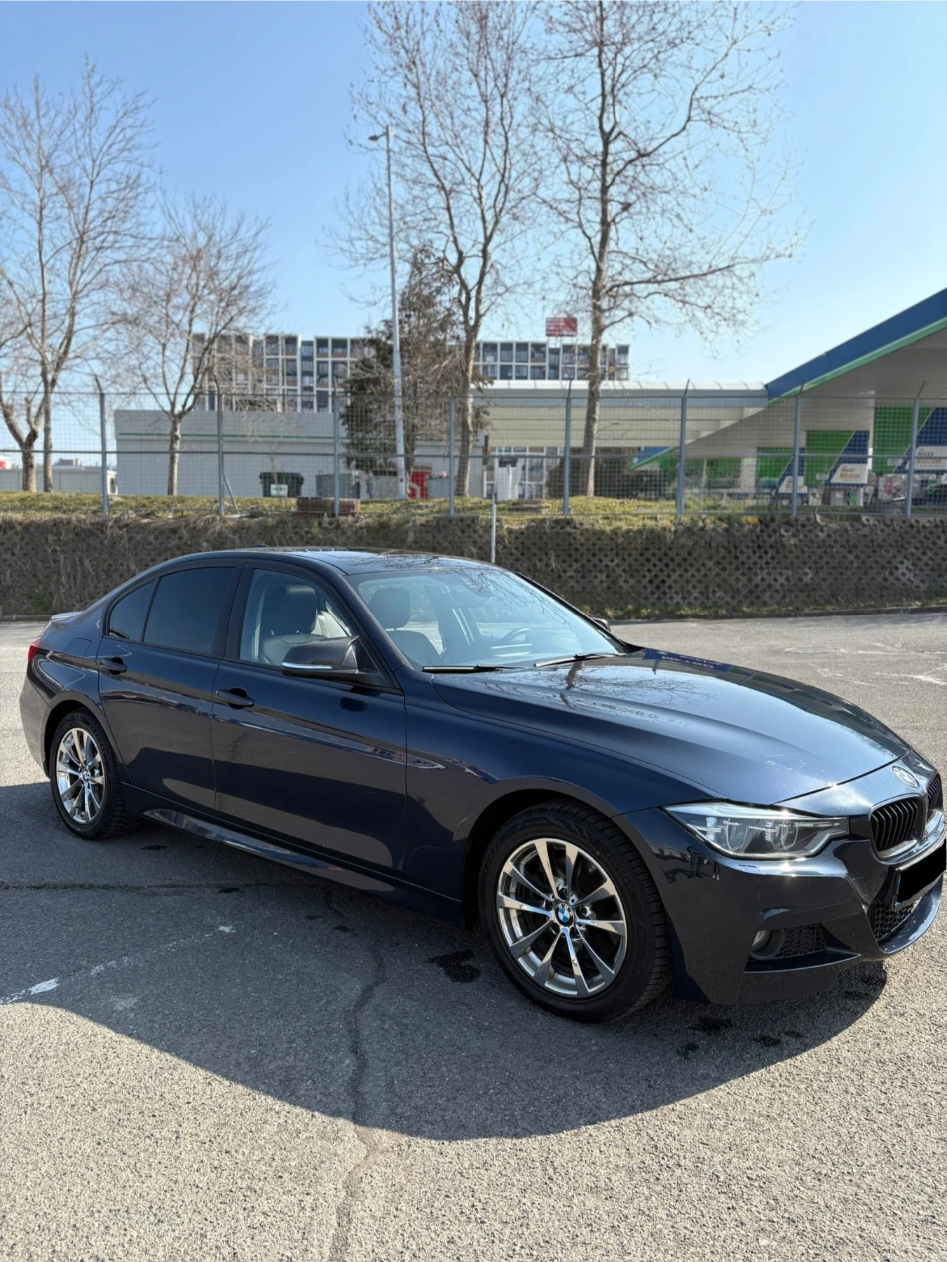 BMW 320 BMW 320d xDrive M Sport Package, снимка 9 - Автомобили и джипове - 53858844