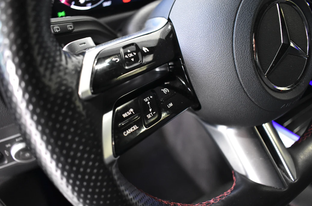 Mercedes-Benz GLA 180 d AMG Line, снимка 16 - Автомобили и джипове - 54066059