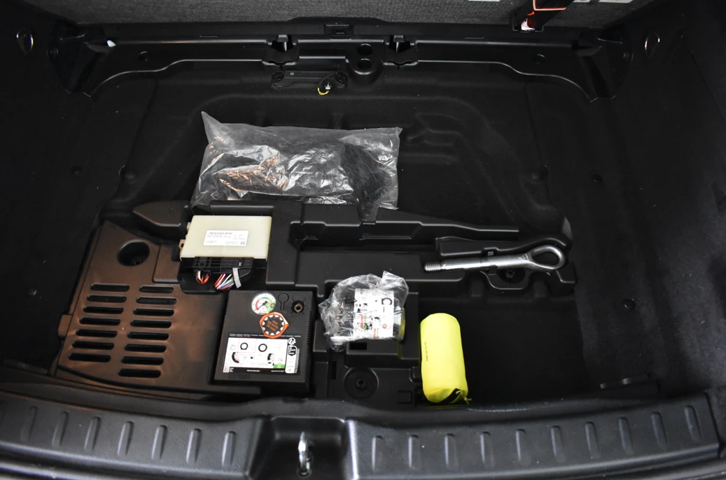 Mercedes-Benz GLA 180 d AMG Line, снимка 17 - Автомобили и джипове - 54066059