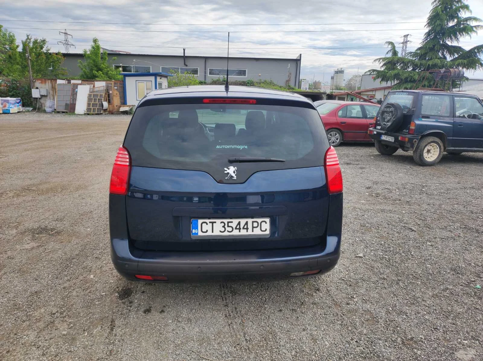Peugeot 5008, снимка 11 - Автомобили и джипове - 54233607