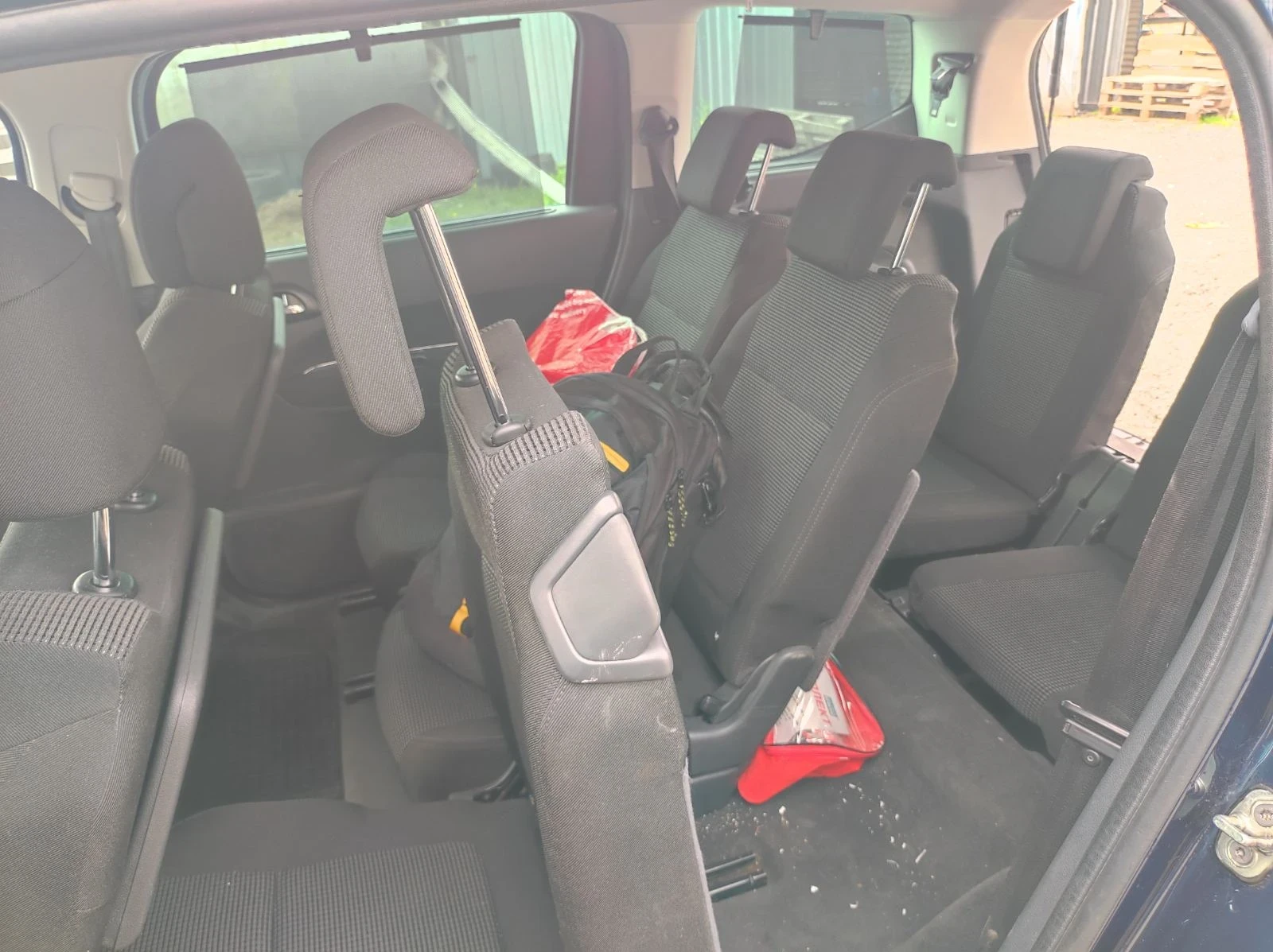 Peugeot 5008, снимка 13 - Автомобили и джипове - 54233607