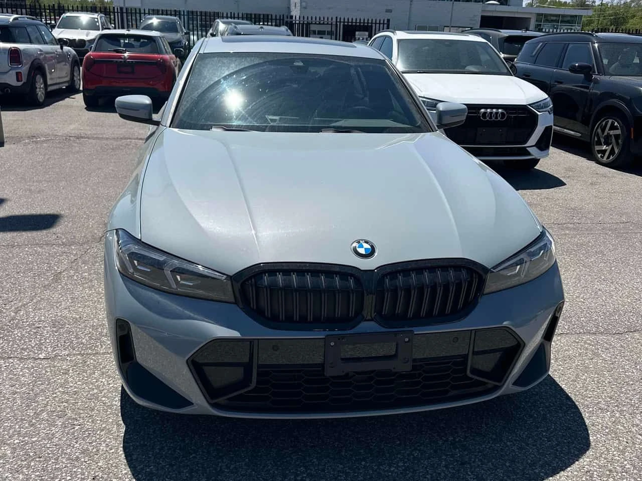 BMW 330 330i xDrive  CARFAX