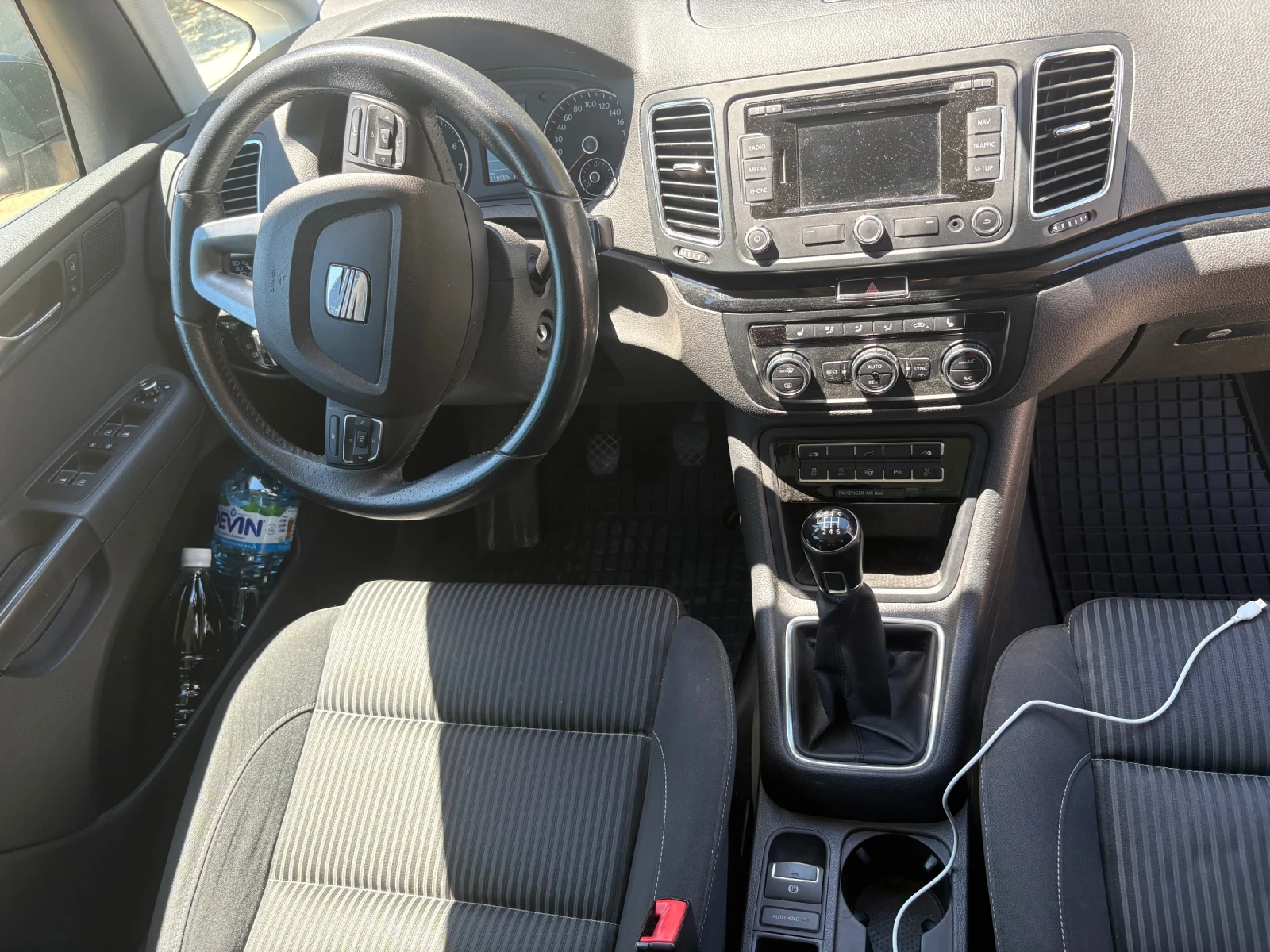 Seat Alhambra, снимка 8 - Автомобили и джипове - 54706433