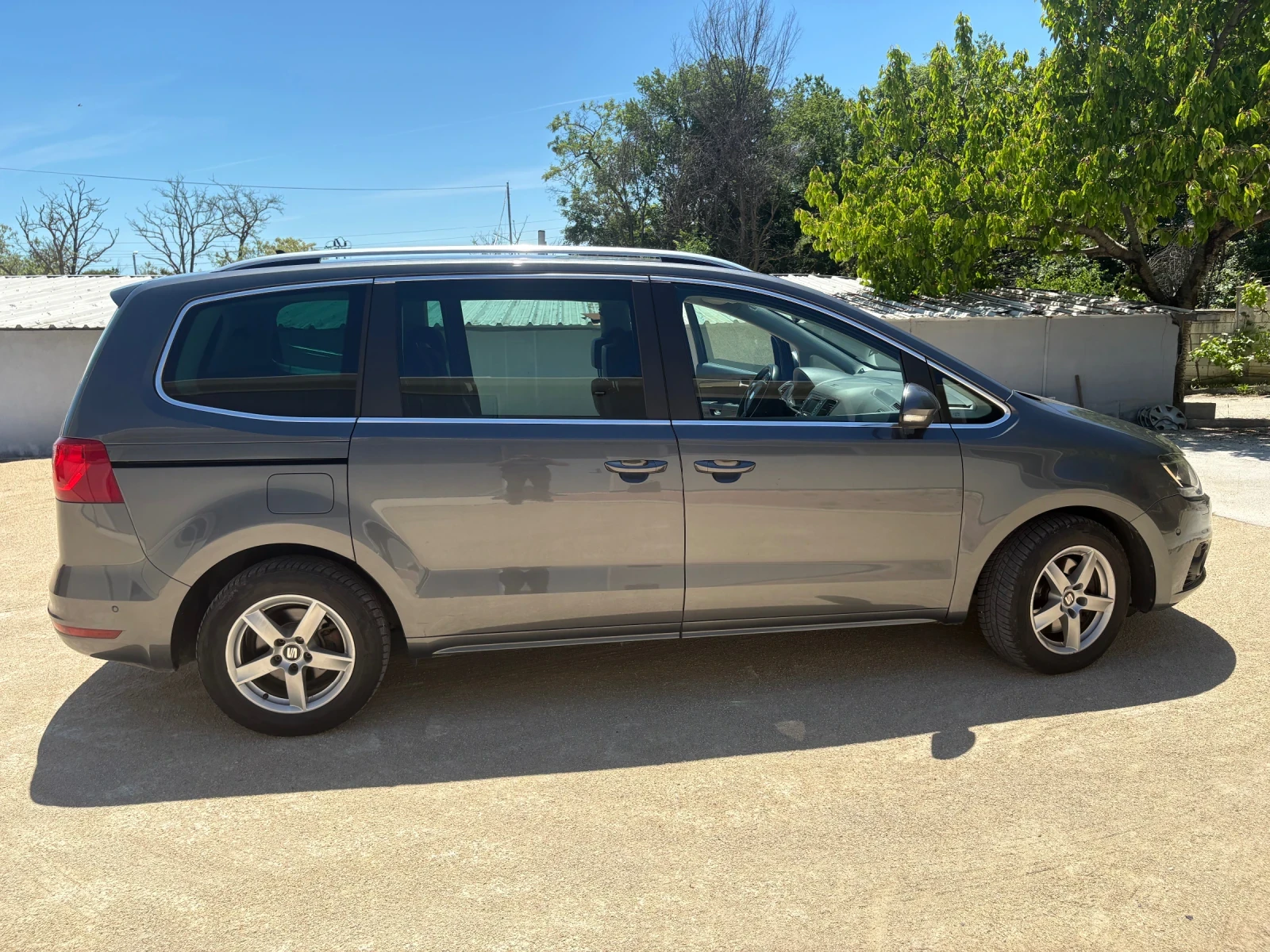 Seat Alhambra, снимка 5 - Автомобили и джипове - 54706433