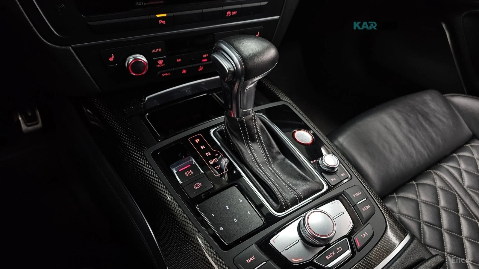 Audi S6 QUATTRO* ДИСТРОНИК* 360* КАМЕРИ* ПОДГРЕВ* ШИБИДАХ*, снимка 12 - Автомобили и джипове - 54760120