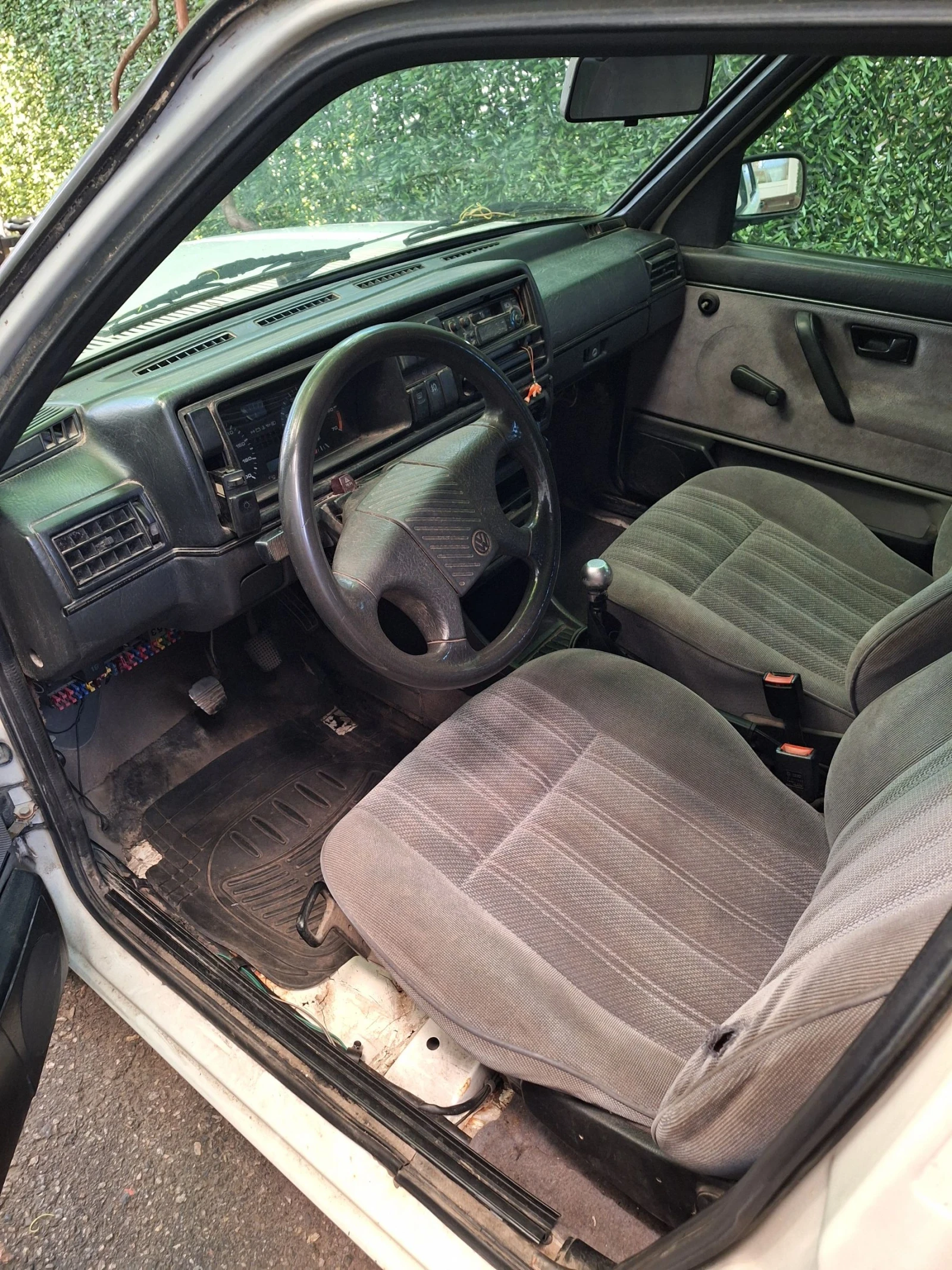 VW Golf Голф 2, 1.6 бензин, снимка 3 - Автомобили и джипове - 55339092