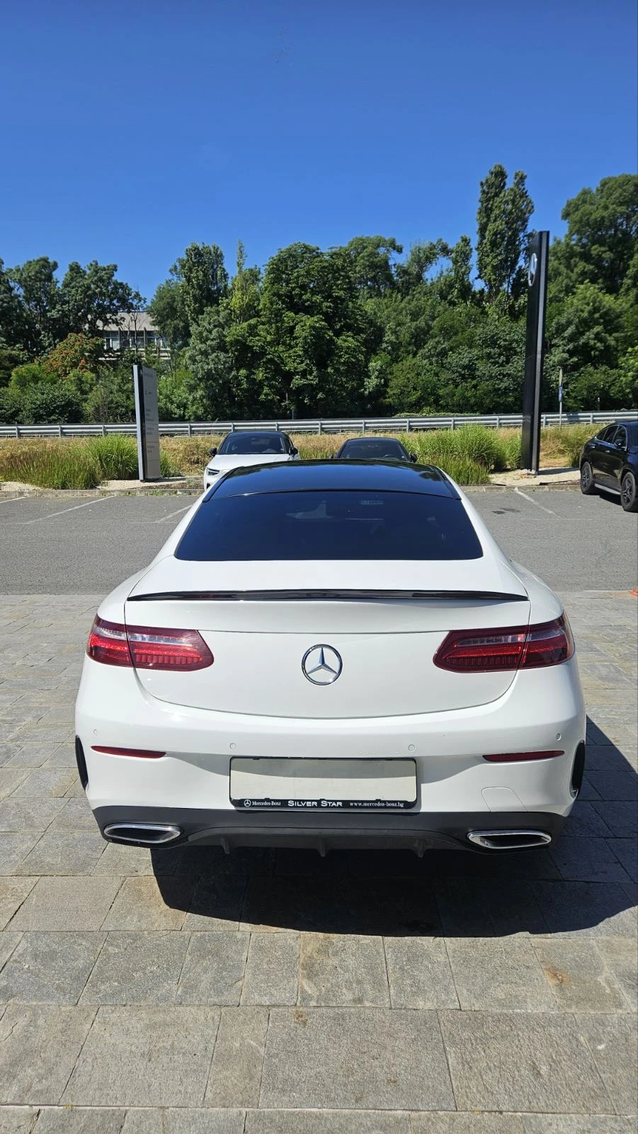 Mercedes-Benz E 220 d 4MATIC Coupe, снимка 5 - Автомобили и джипове - 55032599