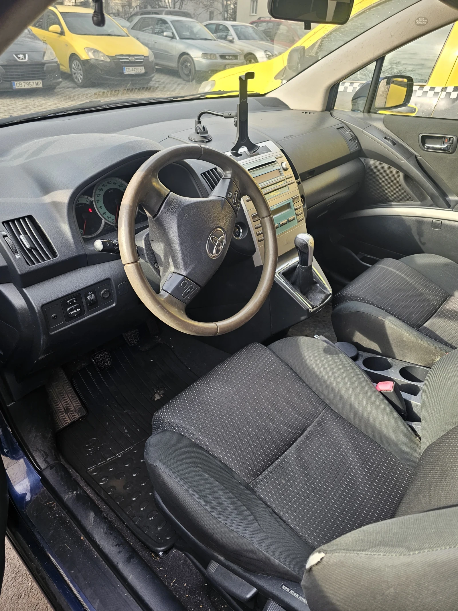 Toyota Corolla verso, снимка 5 - Автомобили и джипове - 55137818