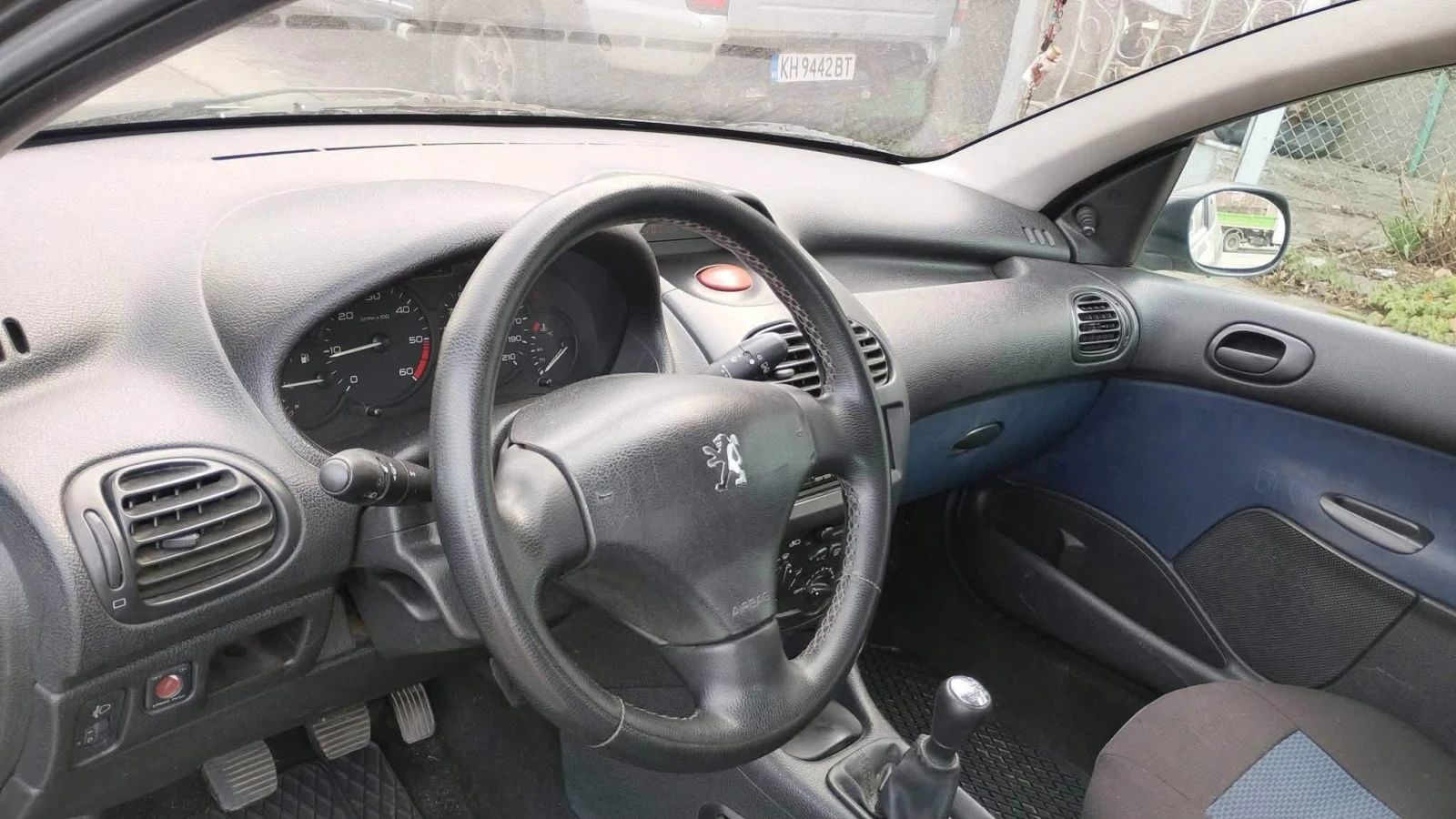 Peugeot 206, снимка 5 - Автомобили и джипове - 55234113