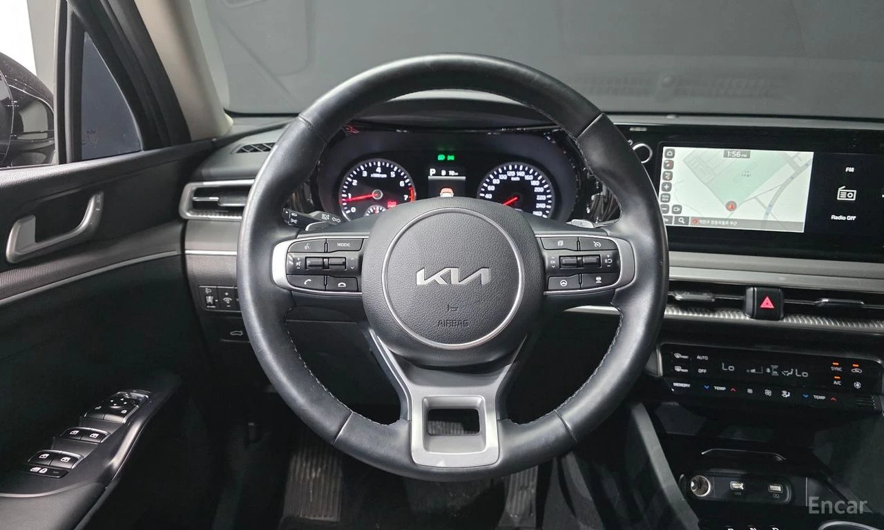 Kia K5 2.0* PRESTIGE* ПОДГРЕВ* ОБДУХВАНЕ* КАМЕРА* КЕЙЛЕС*, снимка 9 - Автомобили и джипове - 55281493