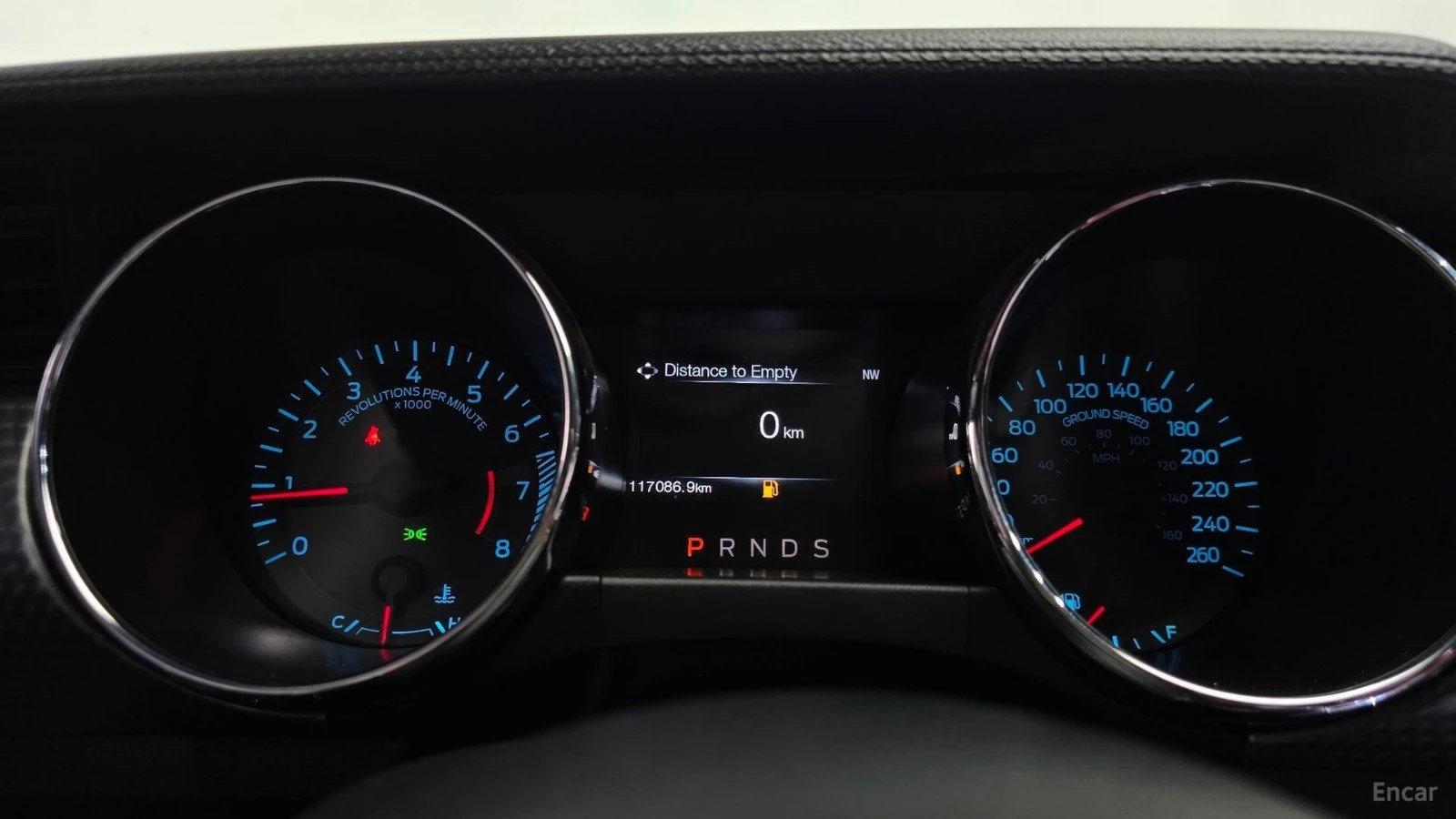 Ford Mustang 2.3* ECOBOOST* DISTRONIC* ОБДУХВАНЕ* ПОДГРЕВ* , снимка 8 - Автомобили и джипове - 55588166