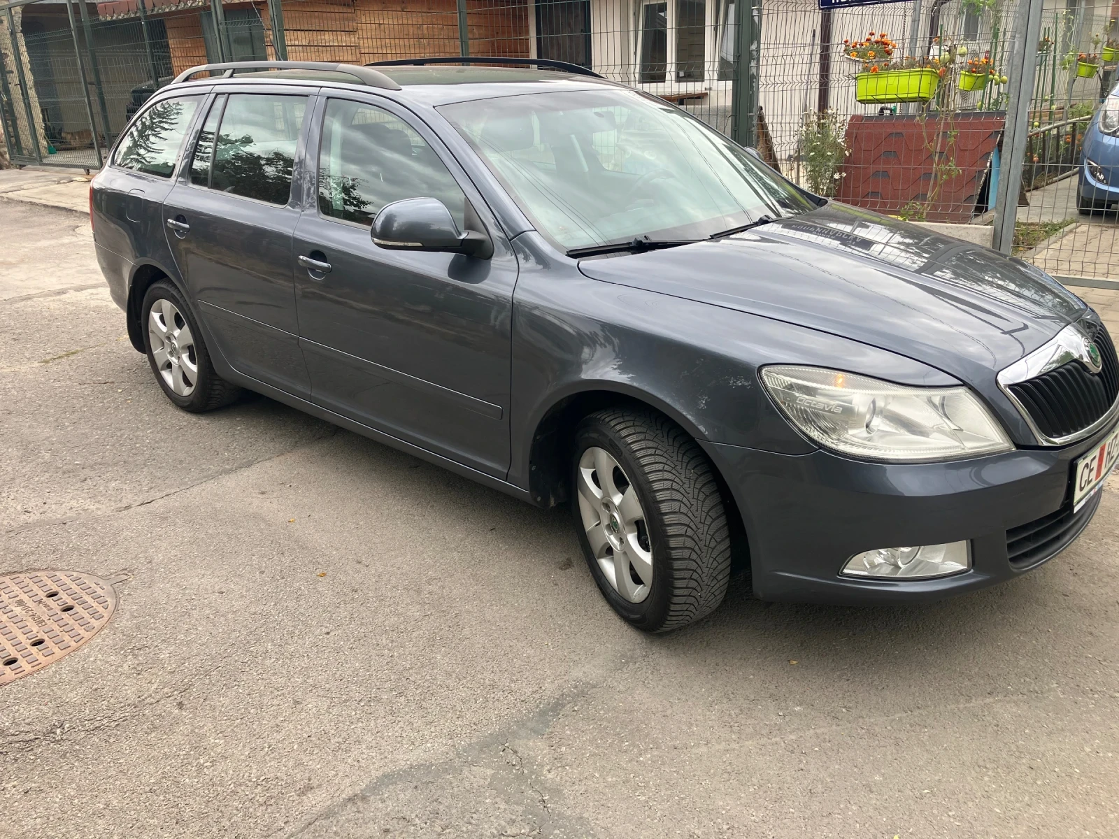 Skoda Octavia 1, 6 MPi, снимка 2 - Автомобили и джипове - 56431048