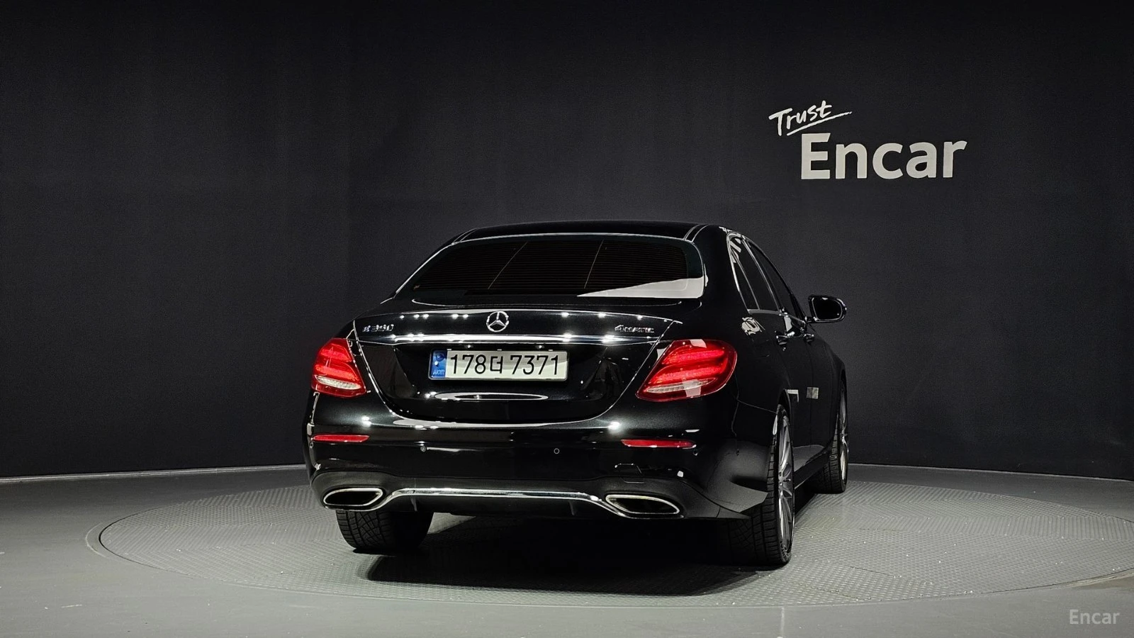 Mercedes-Benz E 350 4MATIC AMG PACK| BURMESTER 3D| DIAMOND DUST| HUD|  | Mobile.bg � ����������� 4