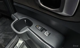 Kia Sorento 2.2* PRESTIGE* DISTRONIC* LANE ASSIST* ОБДУХВАНЕ, снимка 17