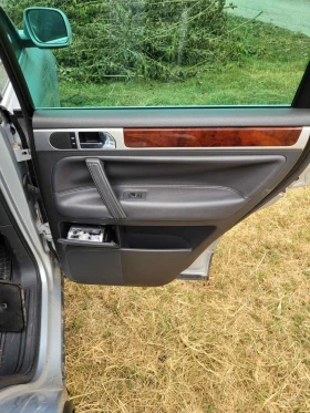 VW Touareg На ЧАСТИ, снимка 12