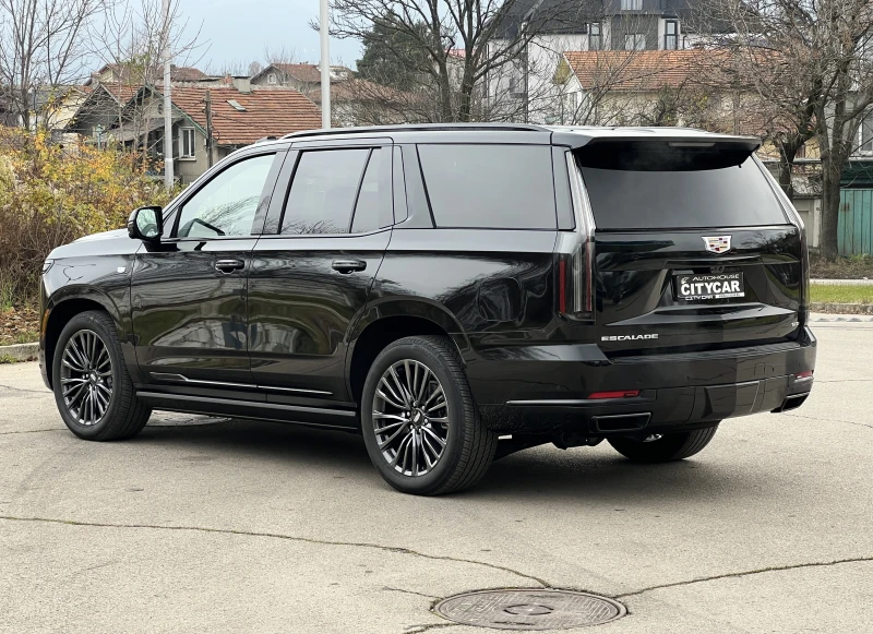 Cadillac Escalade 6.2 V8 SPORT PLATINUM/FACELIFT/AKG/HUD/360/TV/PANO, снимка 4 - Автомобили и джипове - 52639426