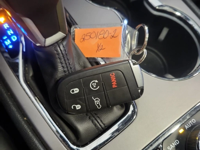 Jeep Grand cherokee * ALTITUDE * CARFAX * ЦЕНА ДО БГ, снимка 7 - Автомобили и джипове - 53020622