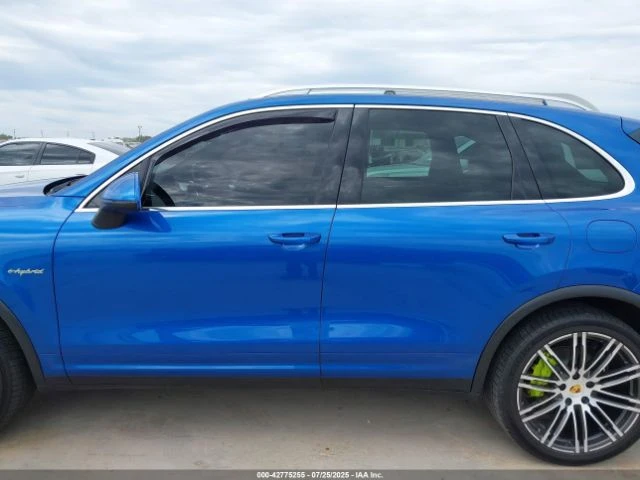 Porsche Cayenne E-HYBRID S * КЛИП НА ДВИГАТЕЛ* * ЛИЗИНГ*  - изображение 8