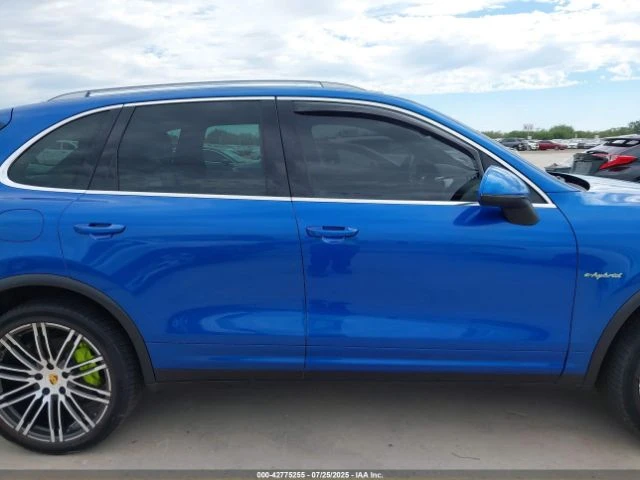 Porsche Cayenne E-HYBRID S * КЛИП НА ДВИГАТЕЛ* * ЛИЗИНГ*  - изображение 7