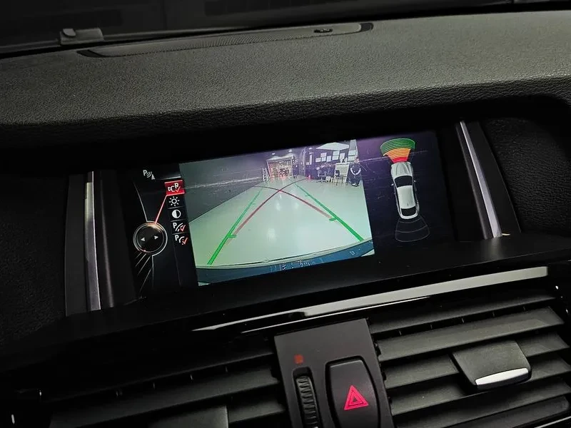 BMW X4 xDrive 20D, снимка 15 - Автомобили и джипове - 55352078