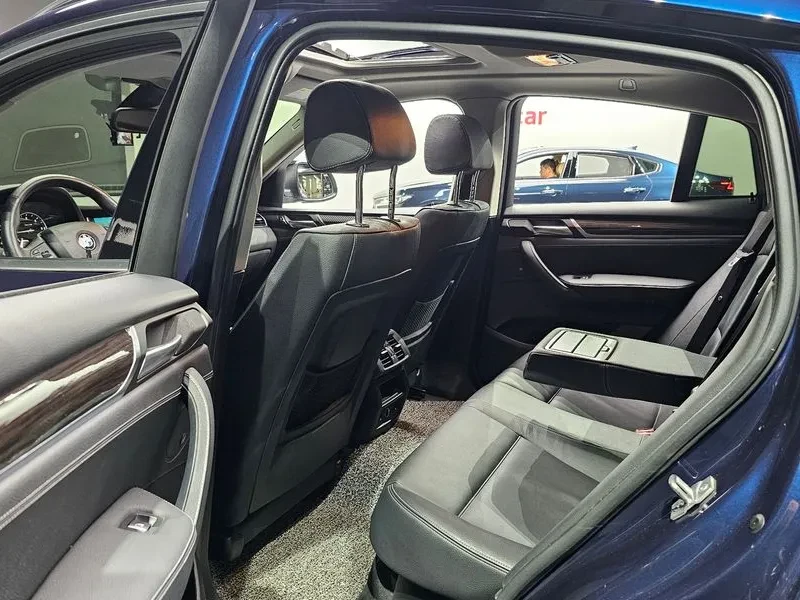 BMW X4 xDrive 20D, снимка 11 - Автомобили и джипове - 55352078