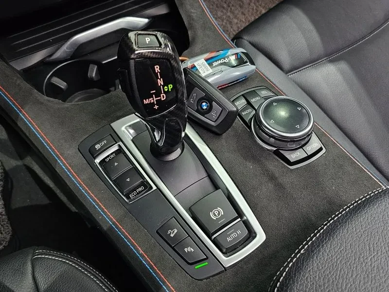 BMW X4 xDrive 20D, снимка 9 - Автомобили и джипове - 55352078
