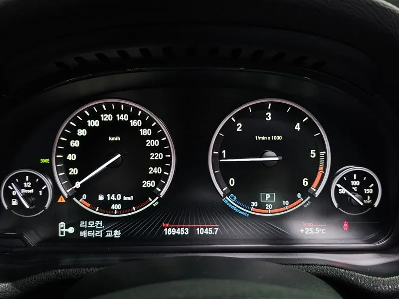 BMW X4 xDrive 20D, снимка 8 - Автомобили и джипове - 55352078