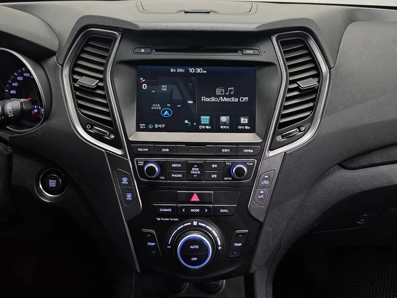 Hyundai Santa fe 2.0 2WD PREMIUM, снимка 14 - Автомобили и джипове - 55796545