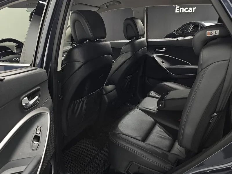 Hyundai Santa fe 2.0 2WD PREMIUM, снимка 12 - Автомобили и джипове - 55796545