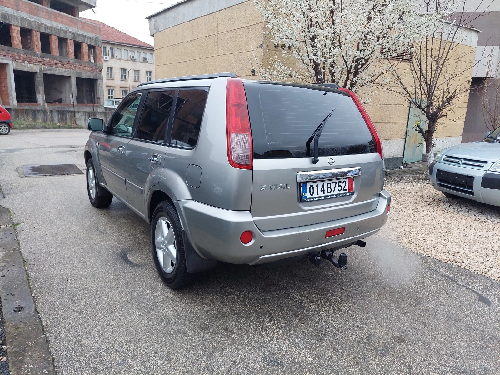 Nissan X-trail 2, 5i--4x4-ТОП СЪСТОЯНИЕ - изображение 4