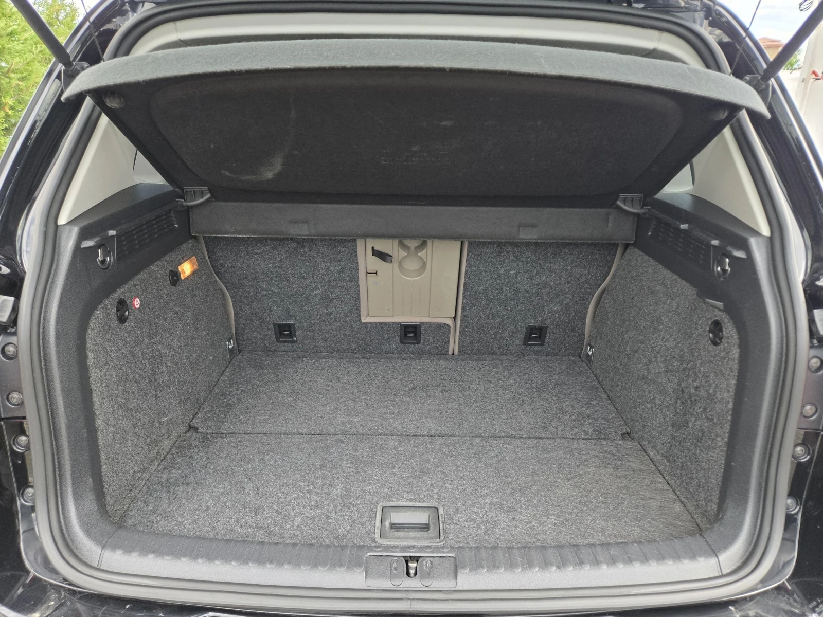 VW Tiguan 2.0TDI-140кс= АВТОМАТ= 4MOTION= ПАРКТРОНИК, снимка 10 - Автомобили и джипове - 54555446