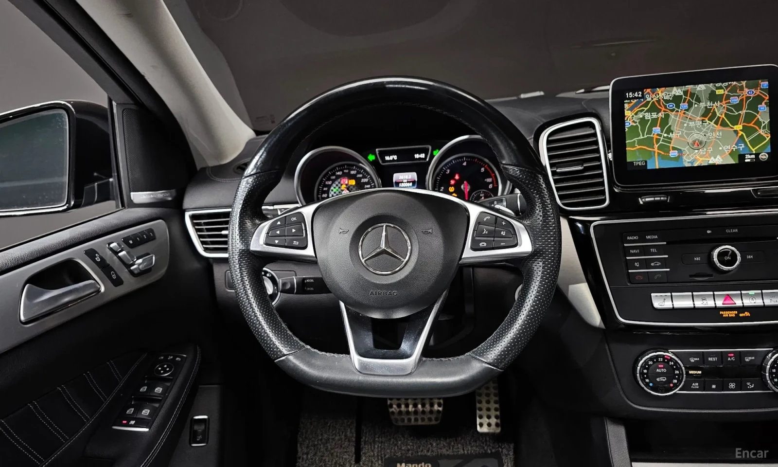 Mercedes-Benz GLE 350 AMG-LINE* TELEVIZORI* TEXNOTESTOVE, снимка 13 - Автомобили и джипове - 55202294