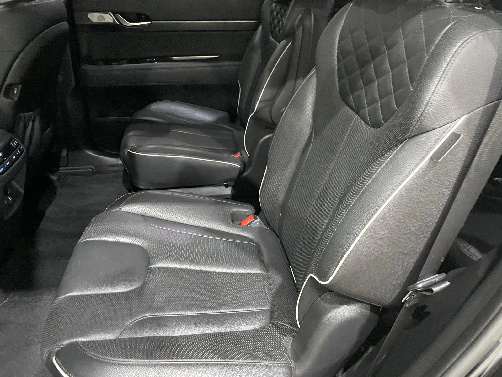 Hyundai Palisade 2.2D ! 4WD ! 6+ 1 ! Prestige !, снимка 11 - Автомобили и джипове - 55275005
