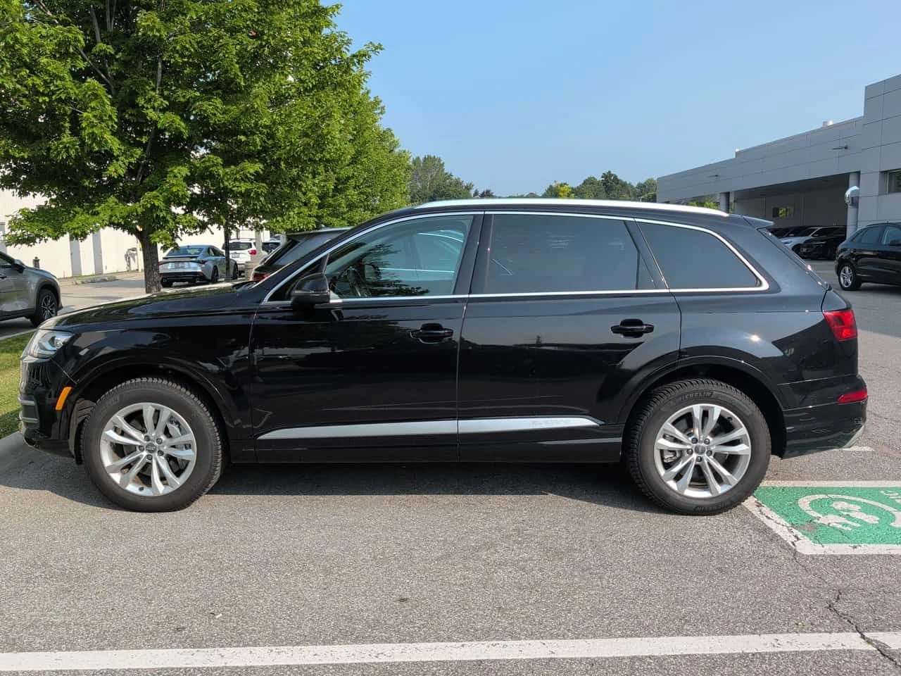 Audi Q7 * 3.0T Progressiv * CARFAX * ОПЦИЯ ЗА ФИНАНСИРАНЕ , снимка 11 - Автомобили и джипове - 55335284