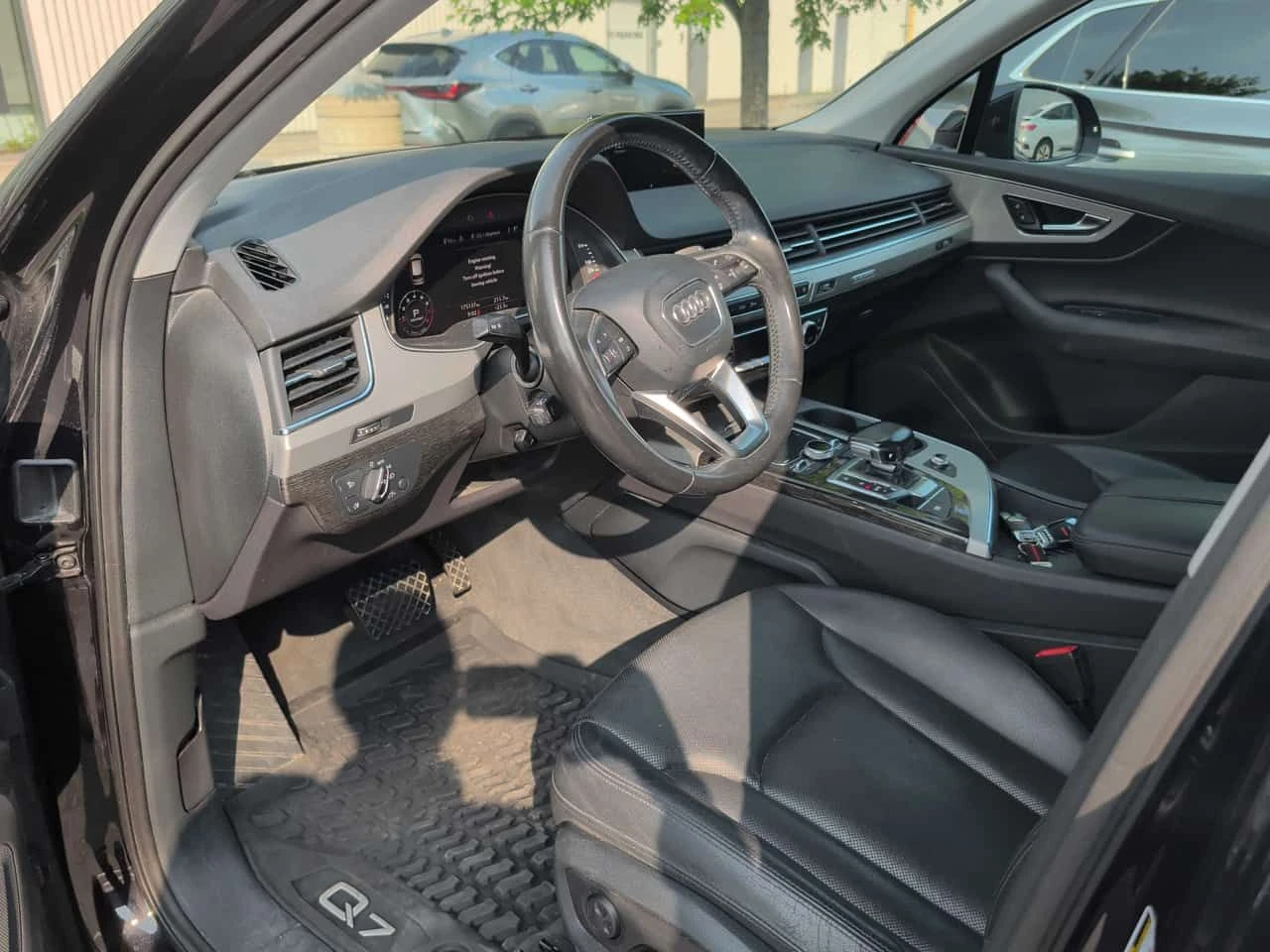 Audi Q7 * 3.0T Progressiv * CARFAX * ОПЦИЯ ЗА ФИНАНСИРАНЕ , снимка 5 - Автомобили и джипове - 55335284