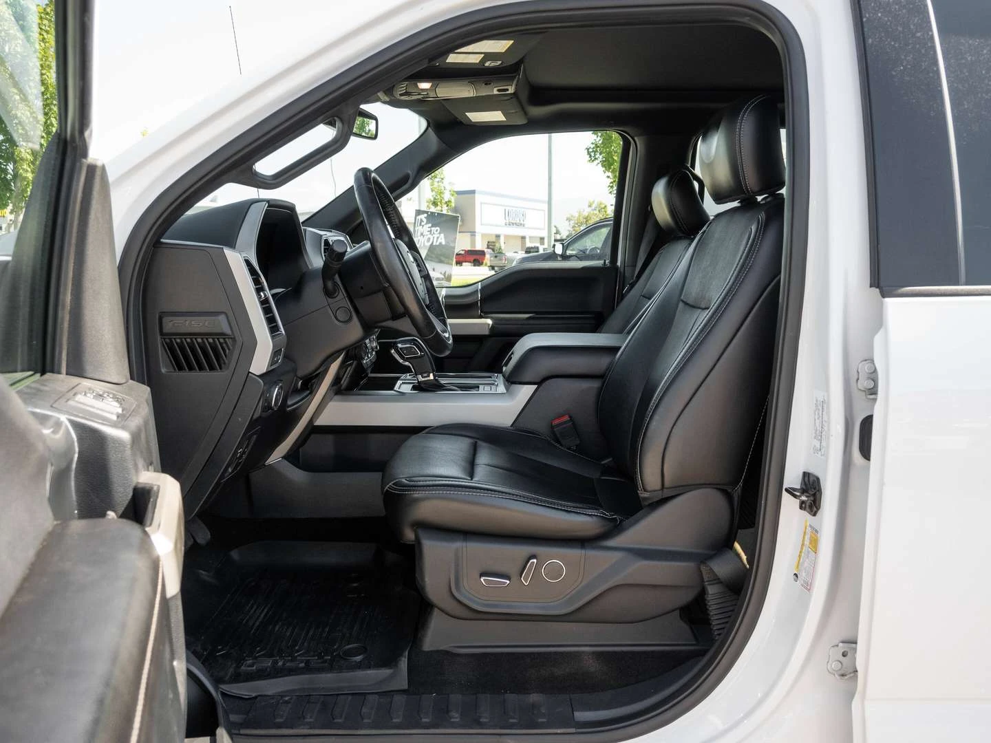 Ford F150, снимка 12 - Автомобили и джипове - 56021808