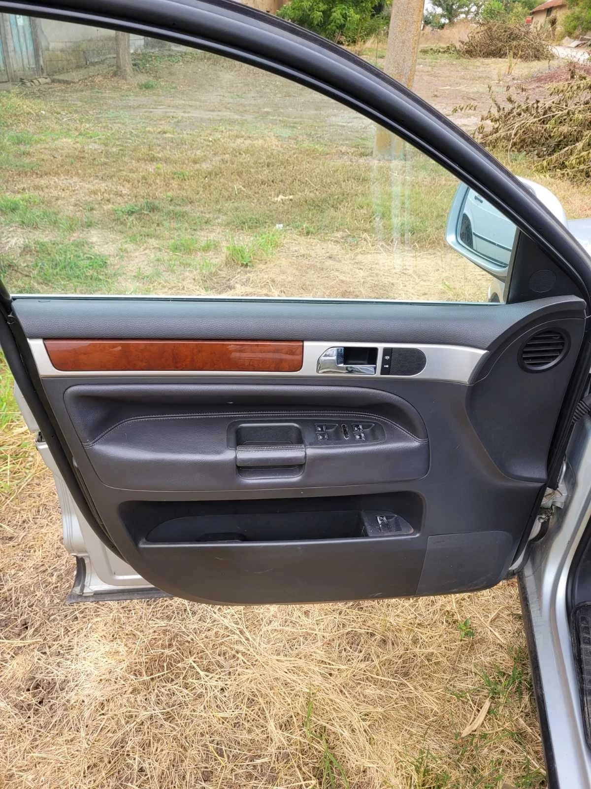 VW Touareg На ЧАСТИ, снимка 6 - Автомобили и джипове - 56267194