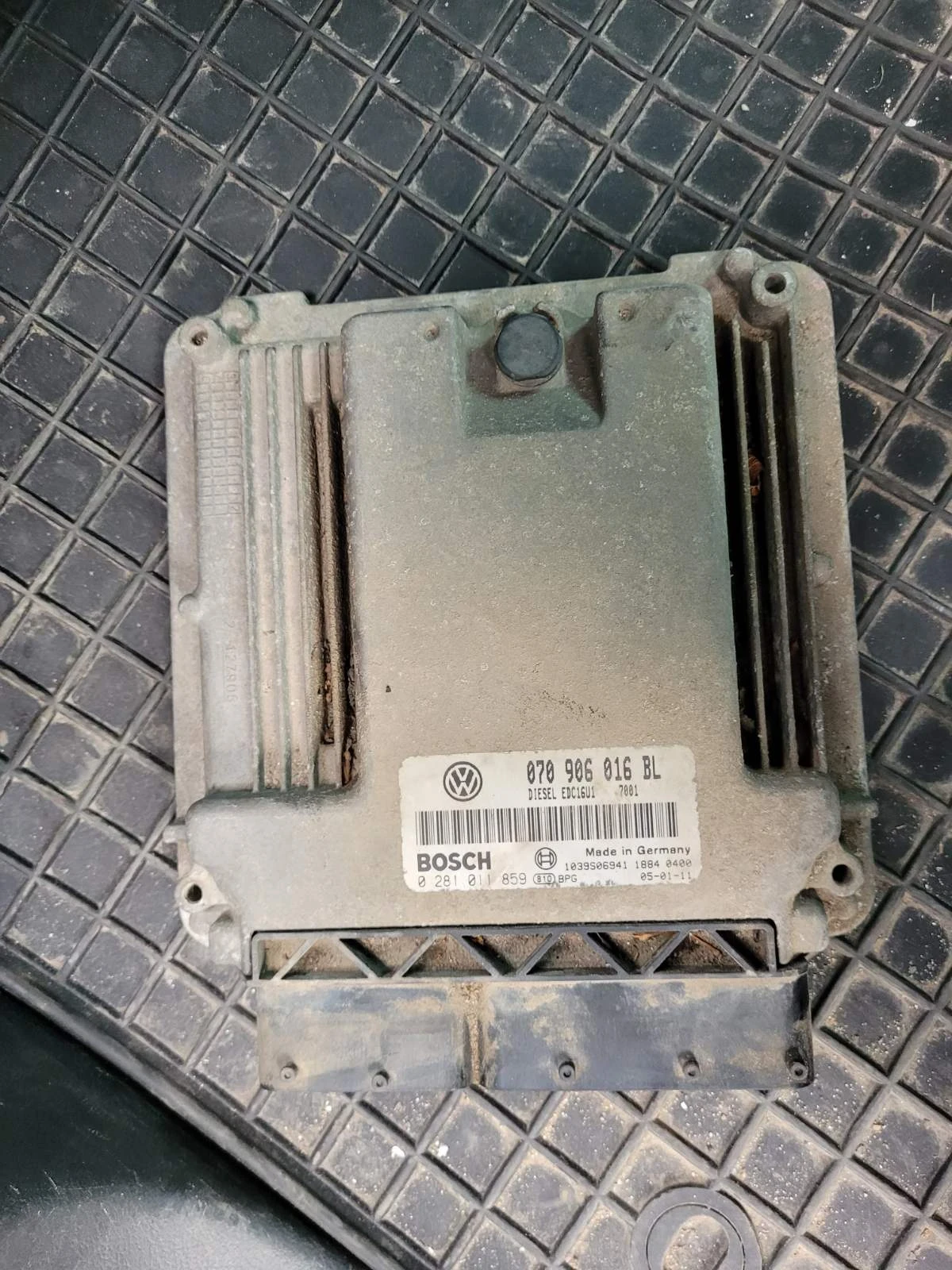 VW Touareg На ЧАСТИ, снимка 15 - Автомобили и джипове - 56267194
