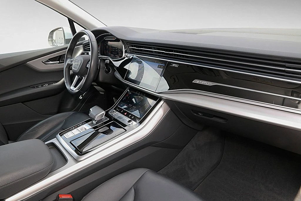Audi Q7 45 TDI, снимка 9 - Автомобили и джипове - 56651873