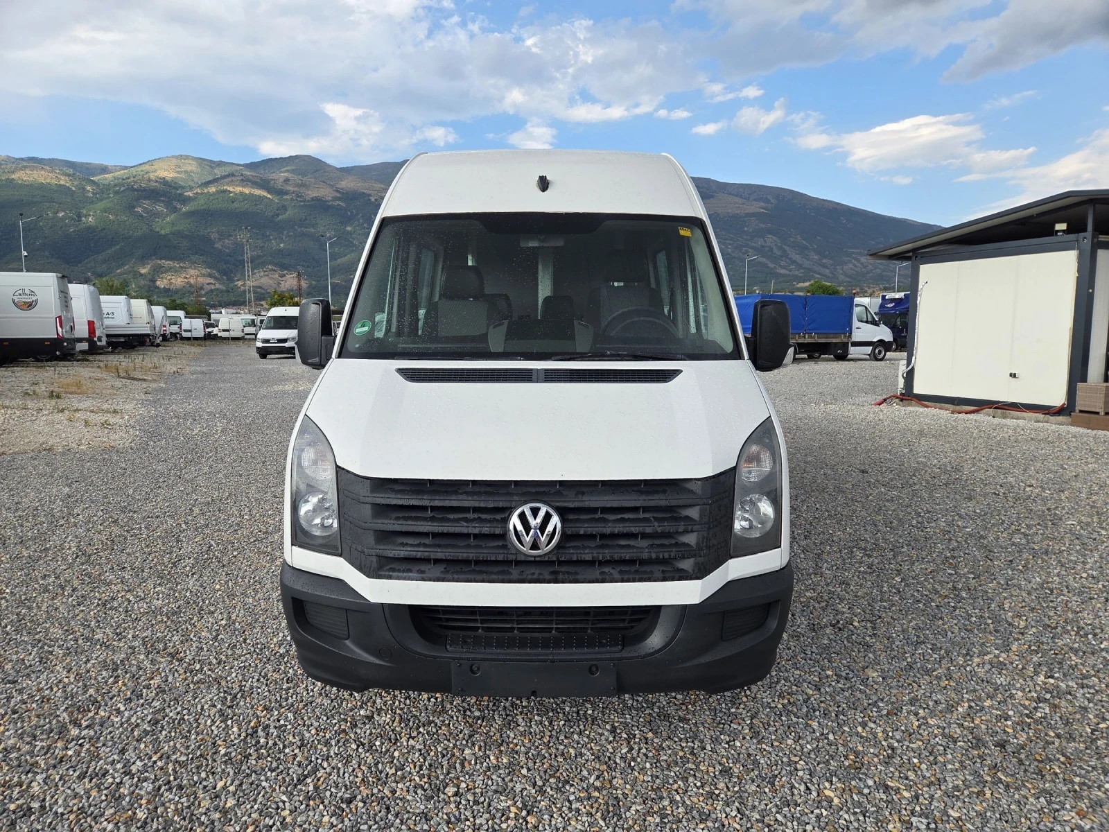 VW Crafter 2.0 TDI, Товаропътник, Клима , Макси - изображение 8