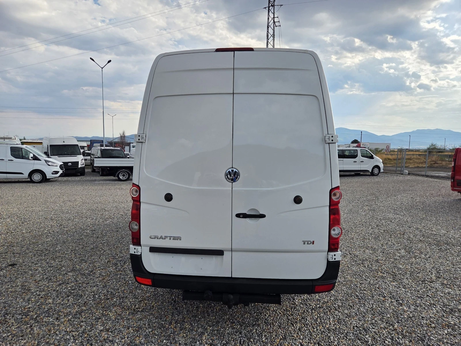 VW Crafter 2.0 TDI, Товаропътник, Клима , Макси - изображение 4