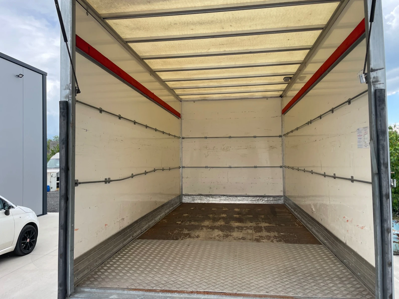 Ford Transit 2.2 CDTi // КЛИМАТИК//ПАДАЩ БОРД//3.5т, снимка 16 - Бусове и автобуси - 54564474