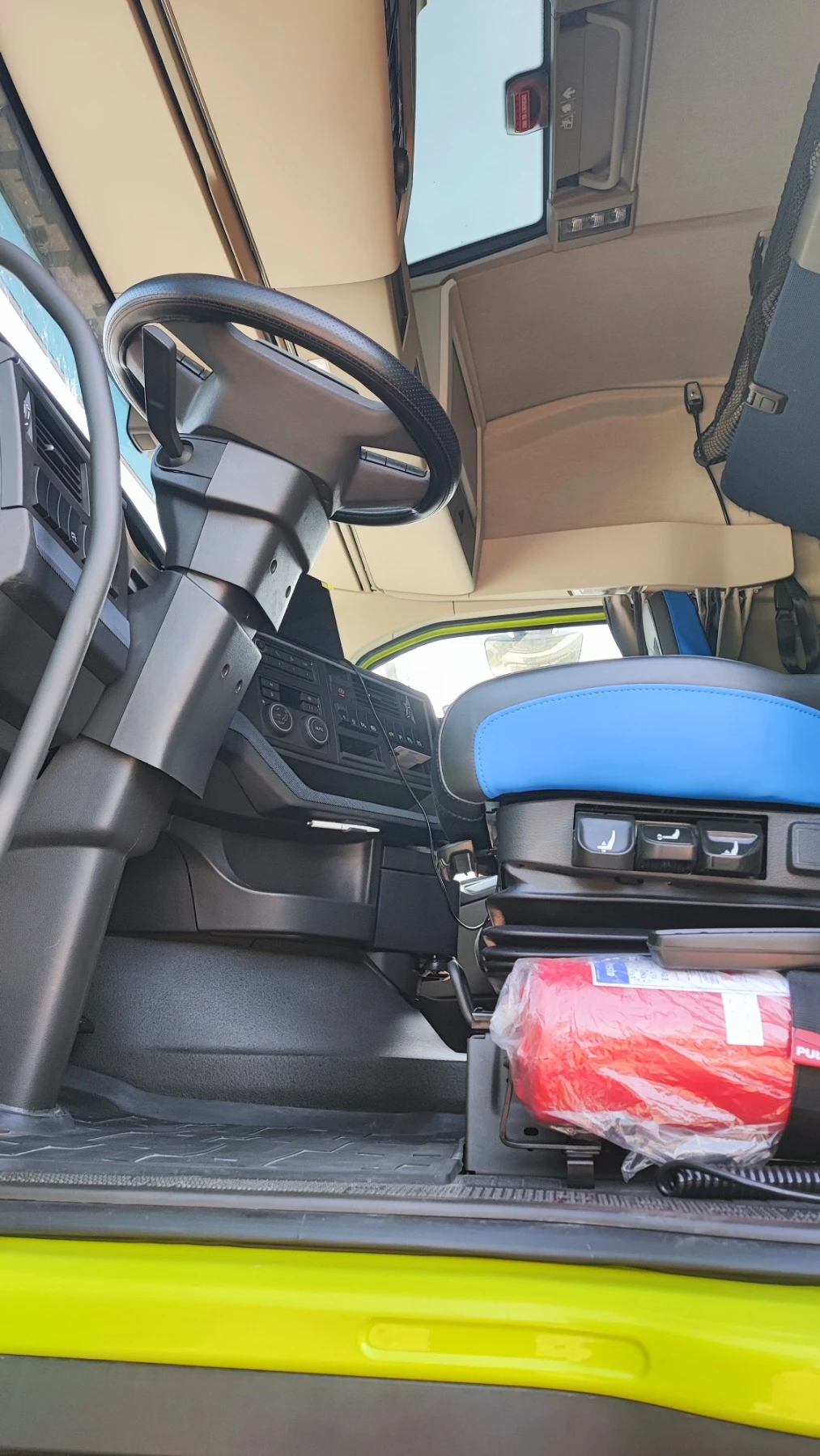 Volvo Fh, снимка 9 - Камиони - 54055088