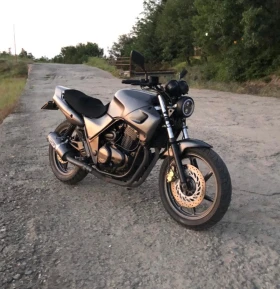 Обява за продажба на Honda Cb ~4 500 лв. - изображение 1