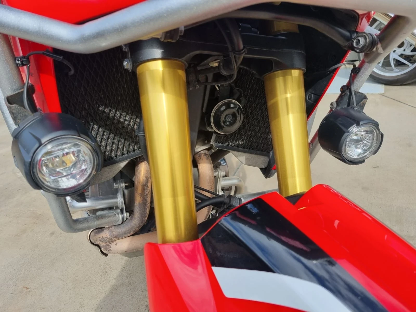 Honda Crf 1000A ШВЕЙЦАРИЯ - изображение 6