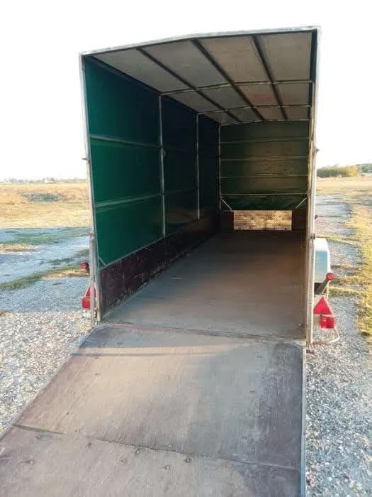 За автомобил Agados, снимка 4 - Ремаркета - 55614790