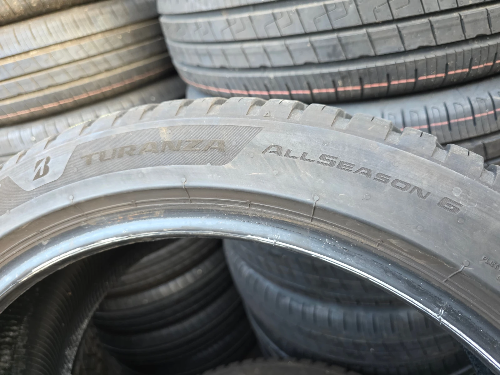  235/45R20 | Mobile.bg   8