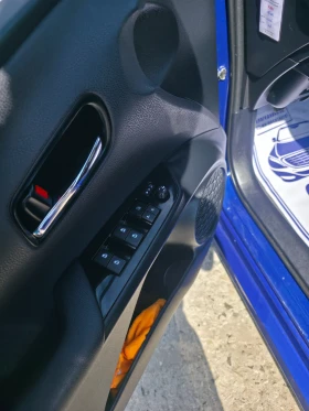 Toyota Prius 1.8 Hybride, снимка 9